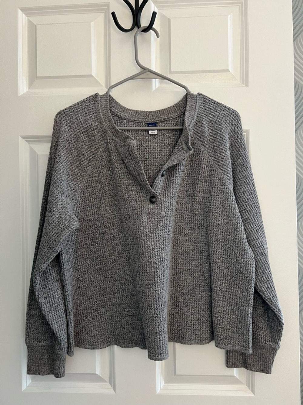 Old Navy Gray Waffle-Knit Henley Pullover